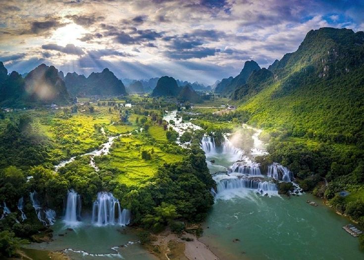 Timeless Vietnamese Beauty